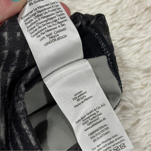 Eddie Bauer black/gray print leggings Woman’s size small - Picture 5 of 9